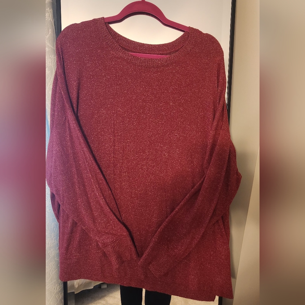 Time and Tru Women's Burgundy Crew Neck Sweater